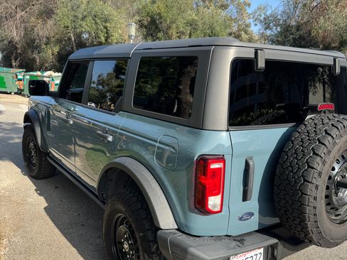 Used 2022 Ford Bronco Black Diamond image 14