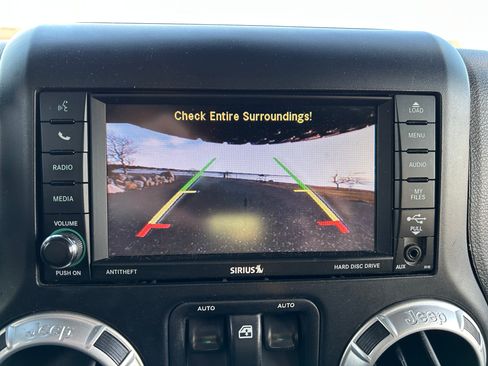 Used 2013 Jeep Wrangler Sahara w/ Dual Top Group image 12