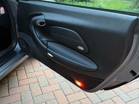 Used 2002 Porsche 911 Coupe image 22