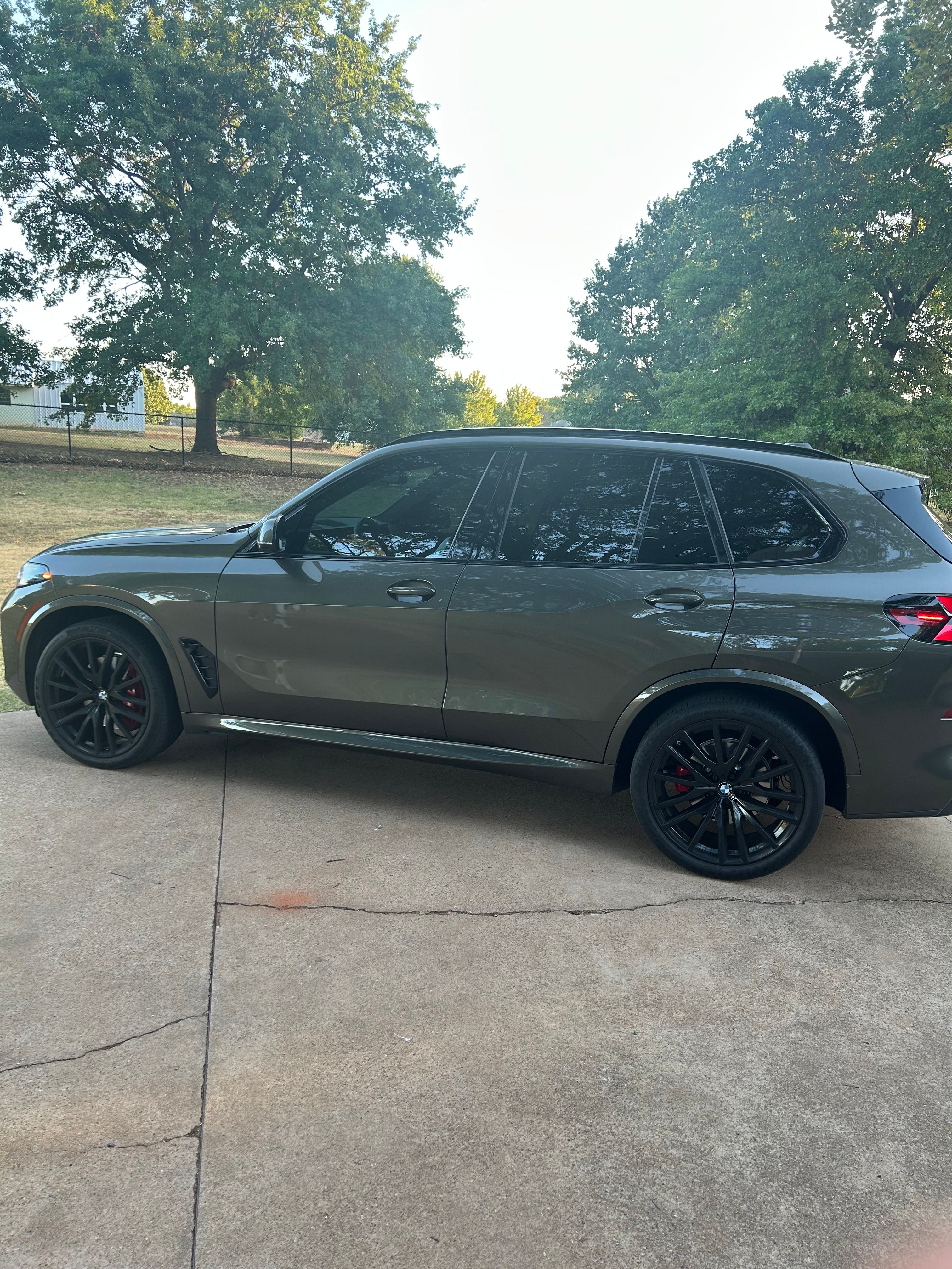 Used 2024 BMW X5 xDrive40i w/ Executive Package AWD/4WD image 5