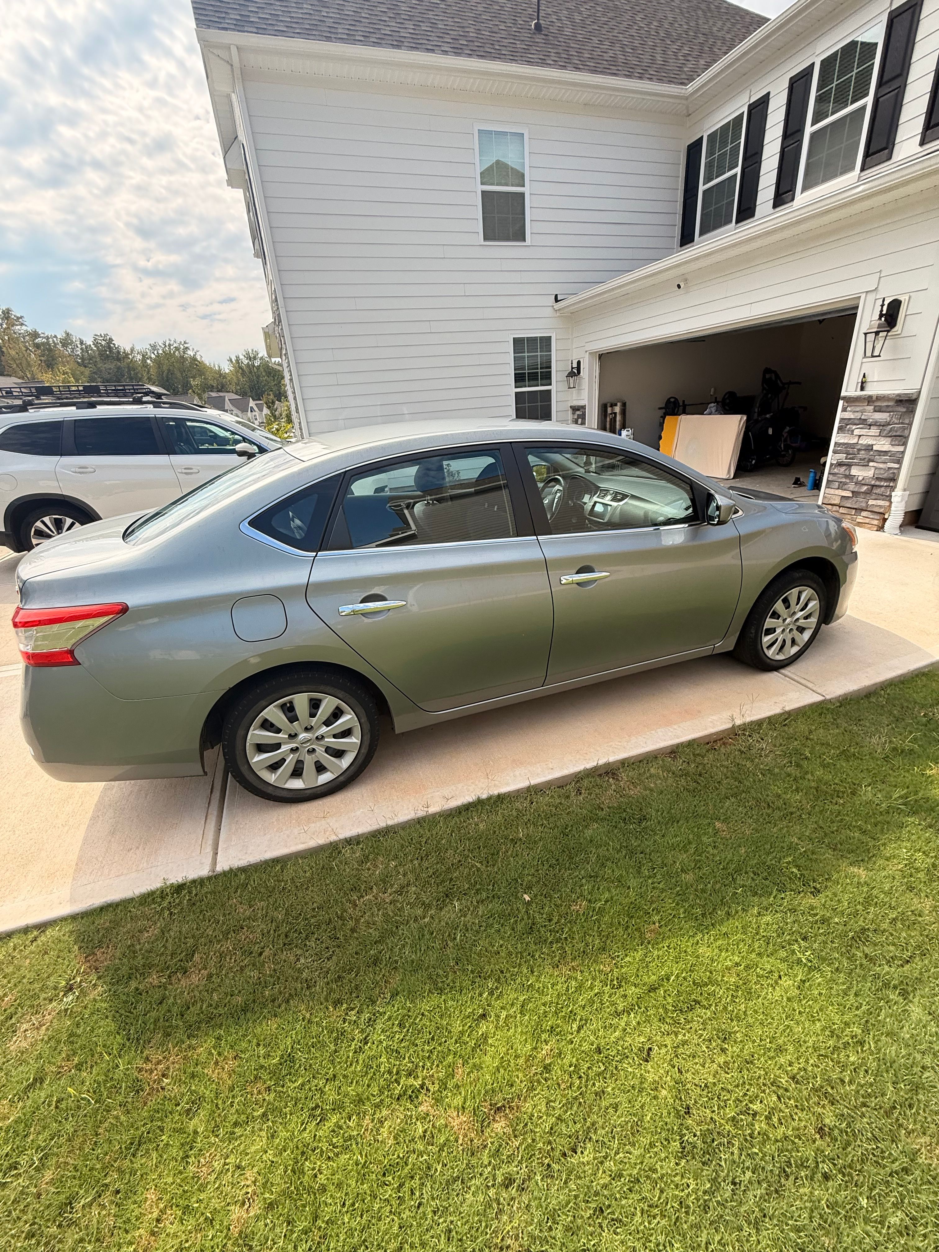 Used 2013 Nissan Sentra SV FWD image 6