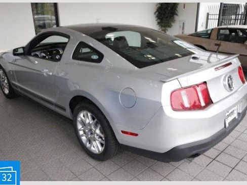 Used 2012 Ford Mustang Premium image 6