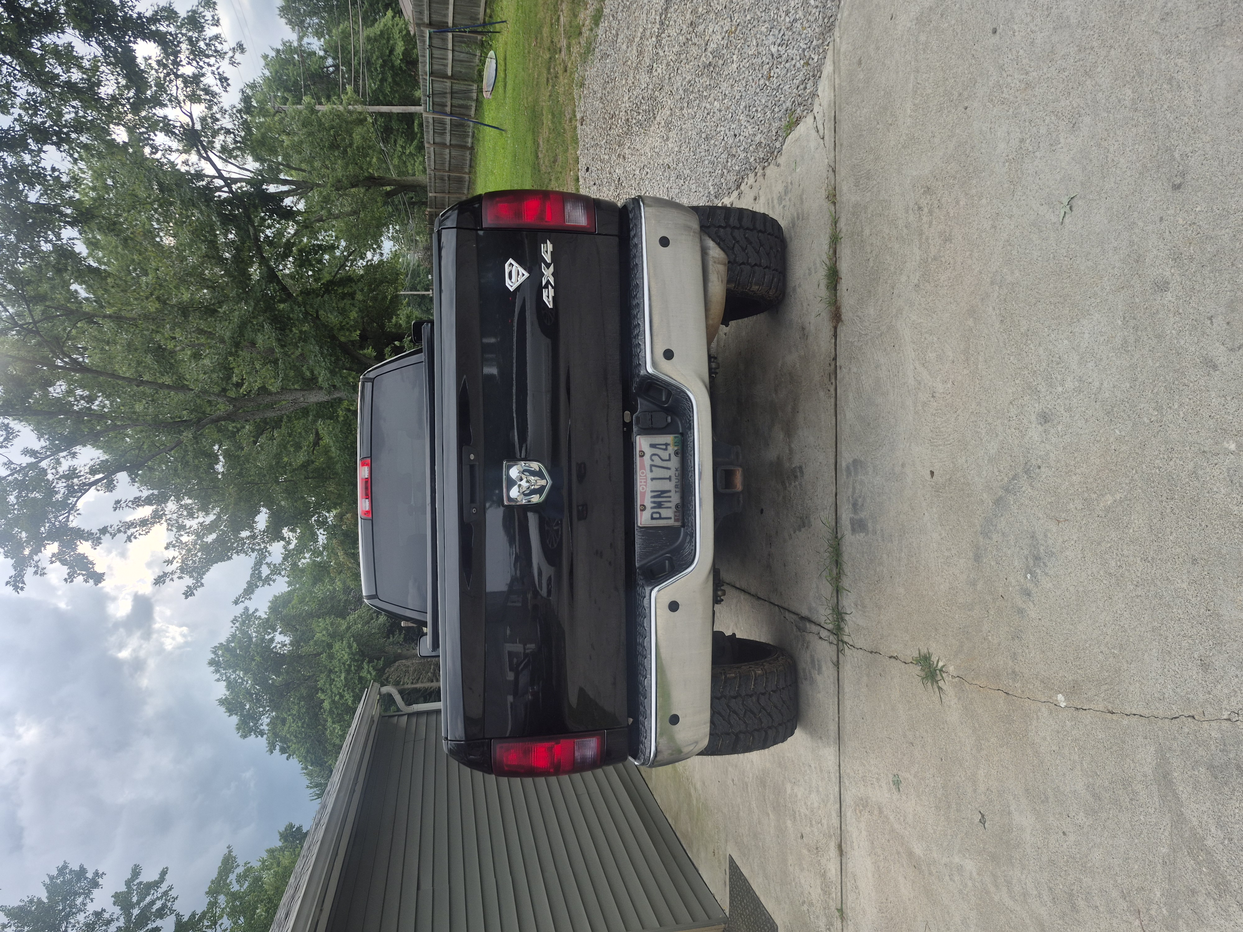 Used 2015 RAM 2500 Tradesman w/ Chrome Appearance Group AWD/4WD image 11