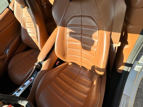 Used 2015 Ferrari California T RWD image 13