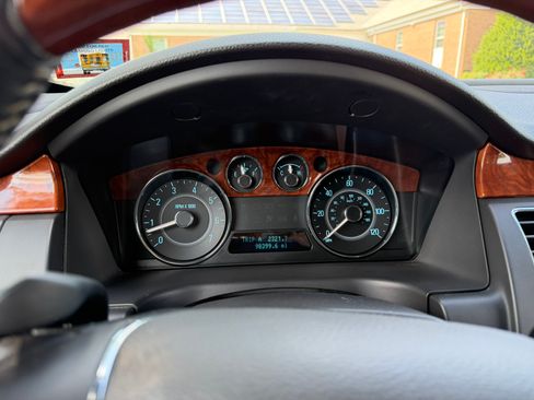 Used 2010 Ford Flex Limited AWD/4WD image 10