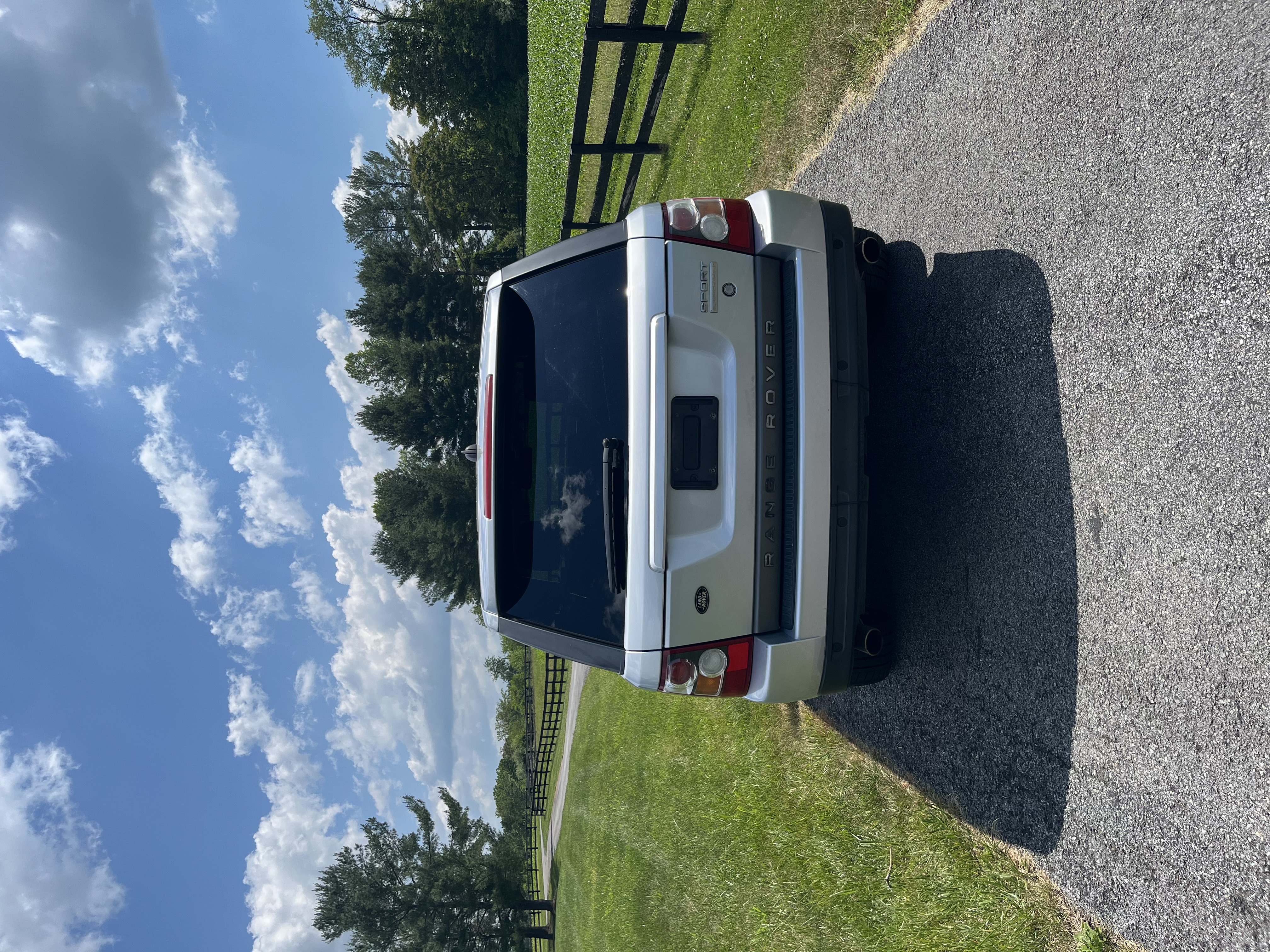 Used 2007 Land Rover Range Rover Sport Supercharged AWD/4WD image 5