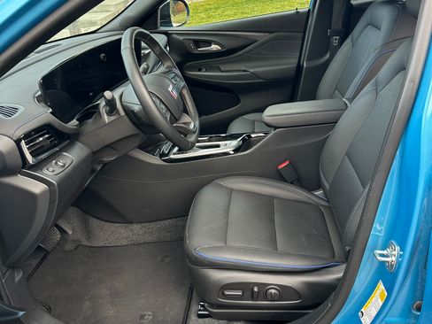 Used 2025 Buick Envista Sport Touring w/ Convenience I Package image 10