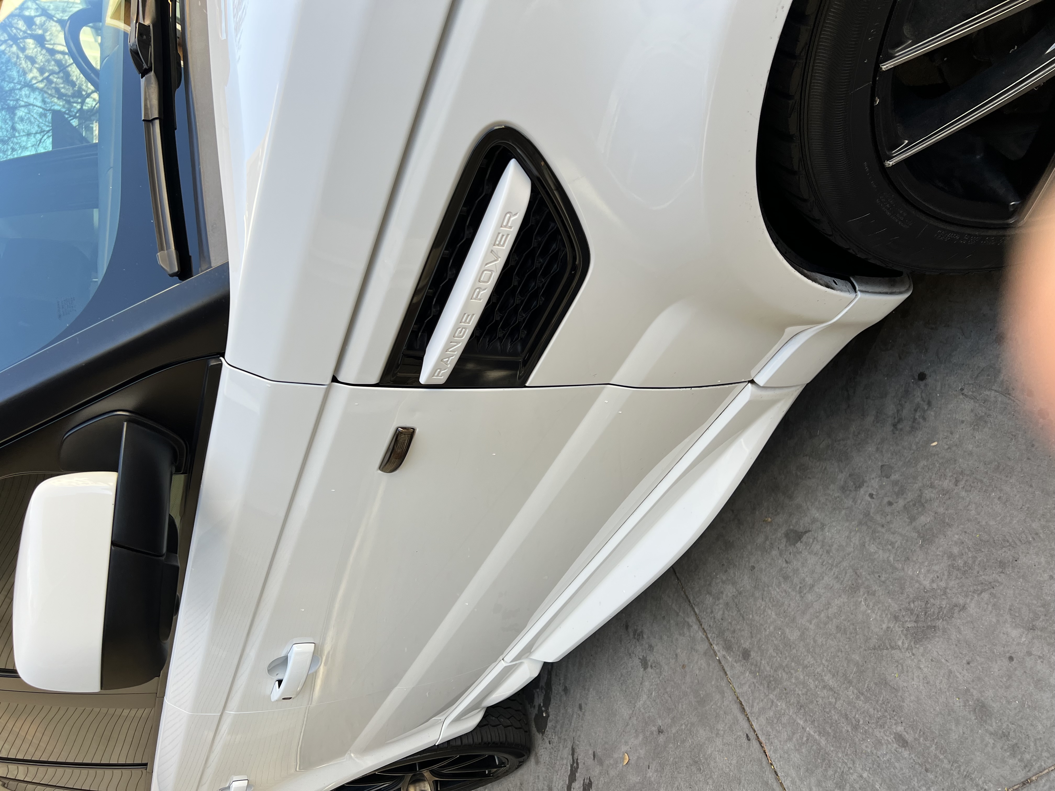 Used 2012 Land Rover Range Rover Sport Autobiography AWD/4WD image 11