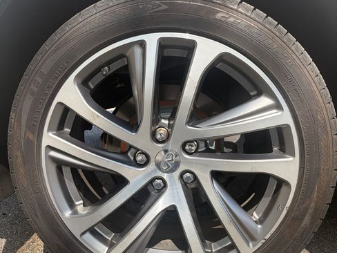 Used 2017 INFINITI QX50 AWD w/ Technology Package image 18