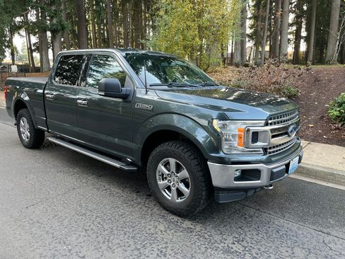 Used 2018 Ford F150 XLT w/ Equipment Group 301A Mid image 9