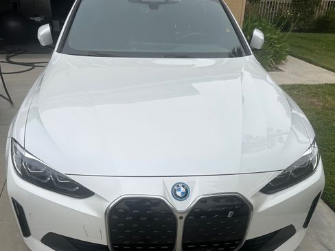 Used 2022 BMW i4 eDrive40 image 6