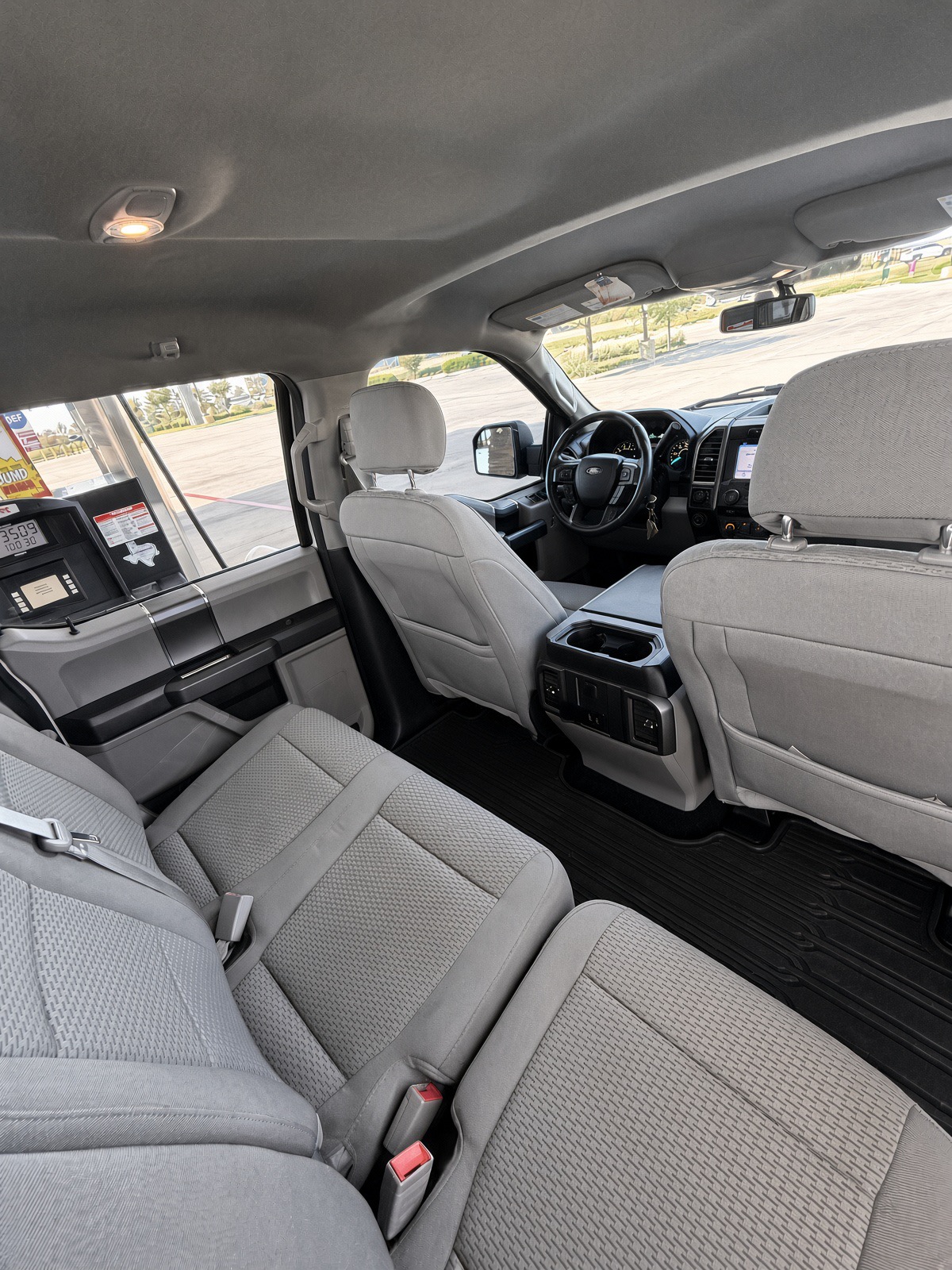 Used 2018 Ford F150 XLT w/ Equipment Group 302A Luxury AWD/4WD image 18
