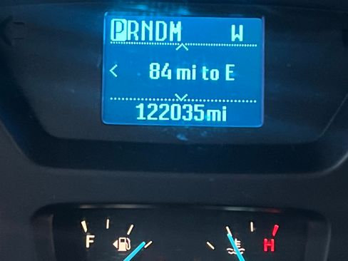 Used 2019 Ford Transit 350 XLT image 5