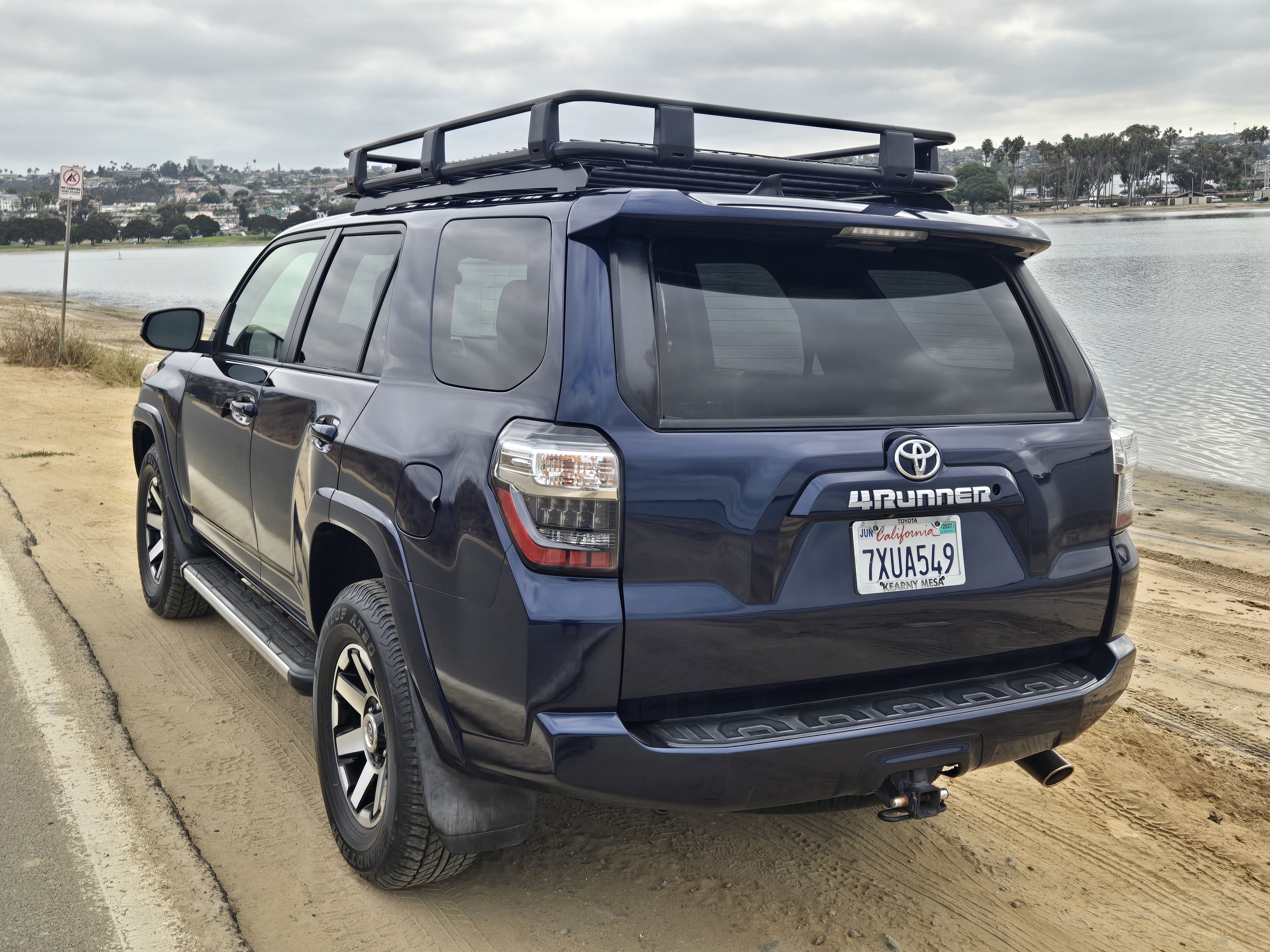 Used 2017 Toyota 4Runner SR5 RWD image 19