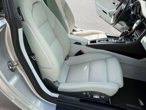 Used 2013 Porsche 911 GT3 RS image 18