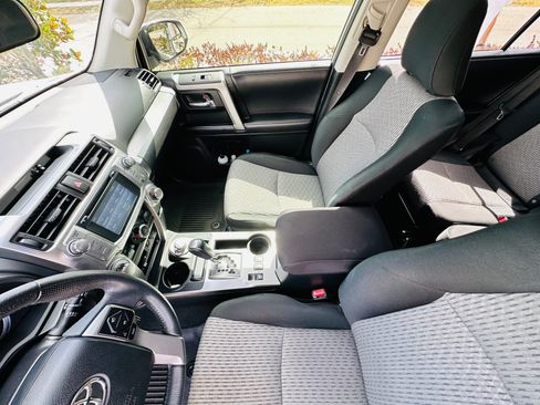 Used 2019 Toyota 4Runner SR5 image 12