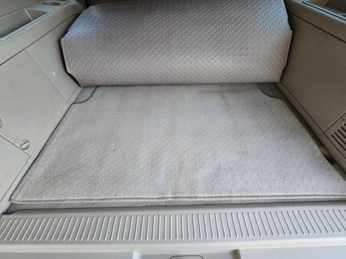 Used 2007 Chevrolet Suburban 2500 LT w/ LT Preferred Equipment Group image 26