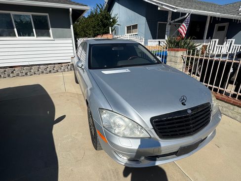 Used 2007 Mercedes-Benz S 550 image 4