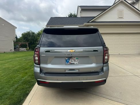 Used 2024 Chevrolet Tahoe LT w/ Luxury Package AWD/4WD image 10