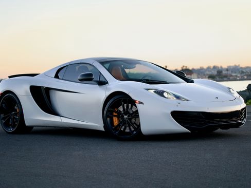 Used 2013 McLaren MP4-12C Spider image 9