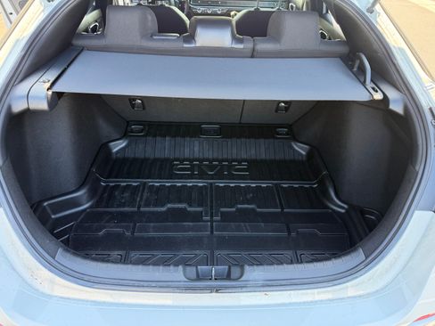 Used 2023 Honda Civic Sport image 8