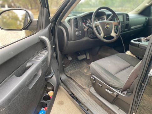 Used 2013 Chevrolet Silverado 1500 LT image 9