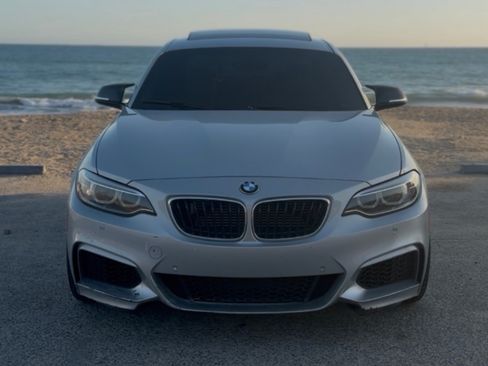 Used 2017 BMW M240i Coupe RWD image 2