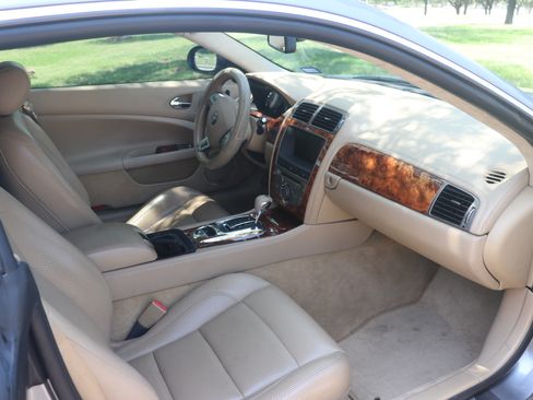 Used 2008 Jaguar XKR R image 13
