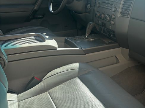 Used 2004 Nissan Armada LE w/ (SR2) Sunroof Pkg (LE) image 10