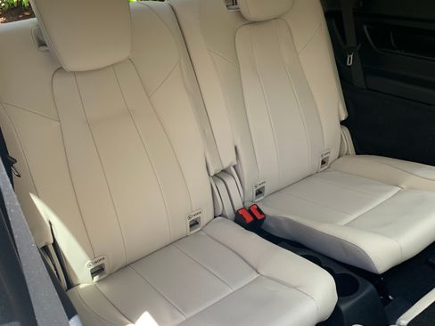 Used 2023 Mercedes-Benz GLB 250 4MATIC image 12