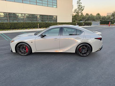 Used 2025 Lexus IS 500 500 F SPORT Performance Ultima image 12