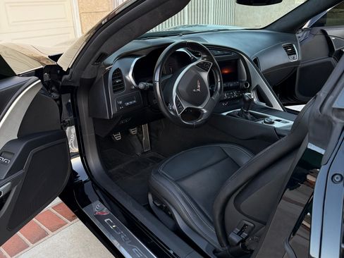 Used 2019 Chevrolet Corvette Stingray Coupe w/ 3LT Preferred Equipment Group image 12