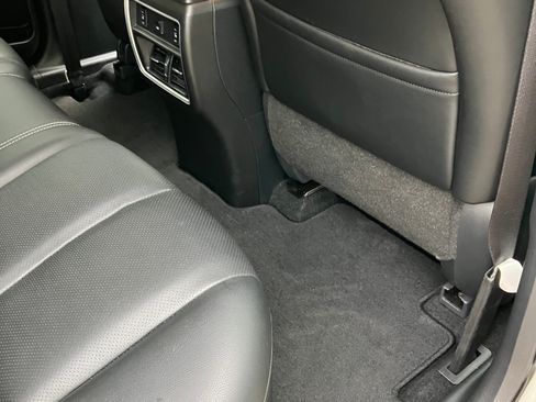 Used 2017 Nissan Murano Platinum w/ Platinum Technology Package AWD/4WD image 6