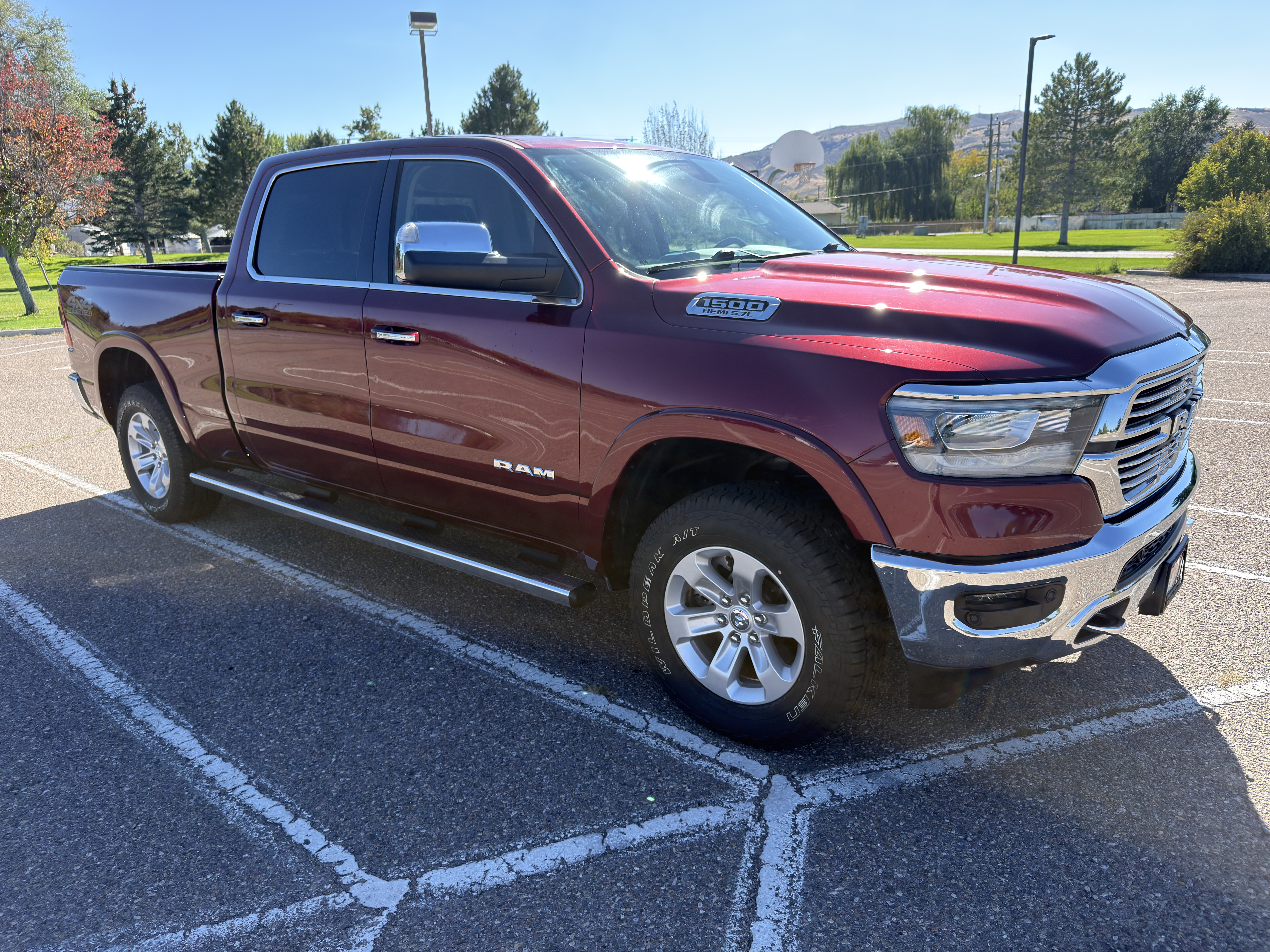 Used 2020 RAM 1500 Laramie AWD/4WD image 17
