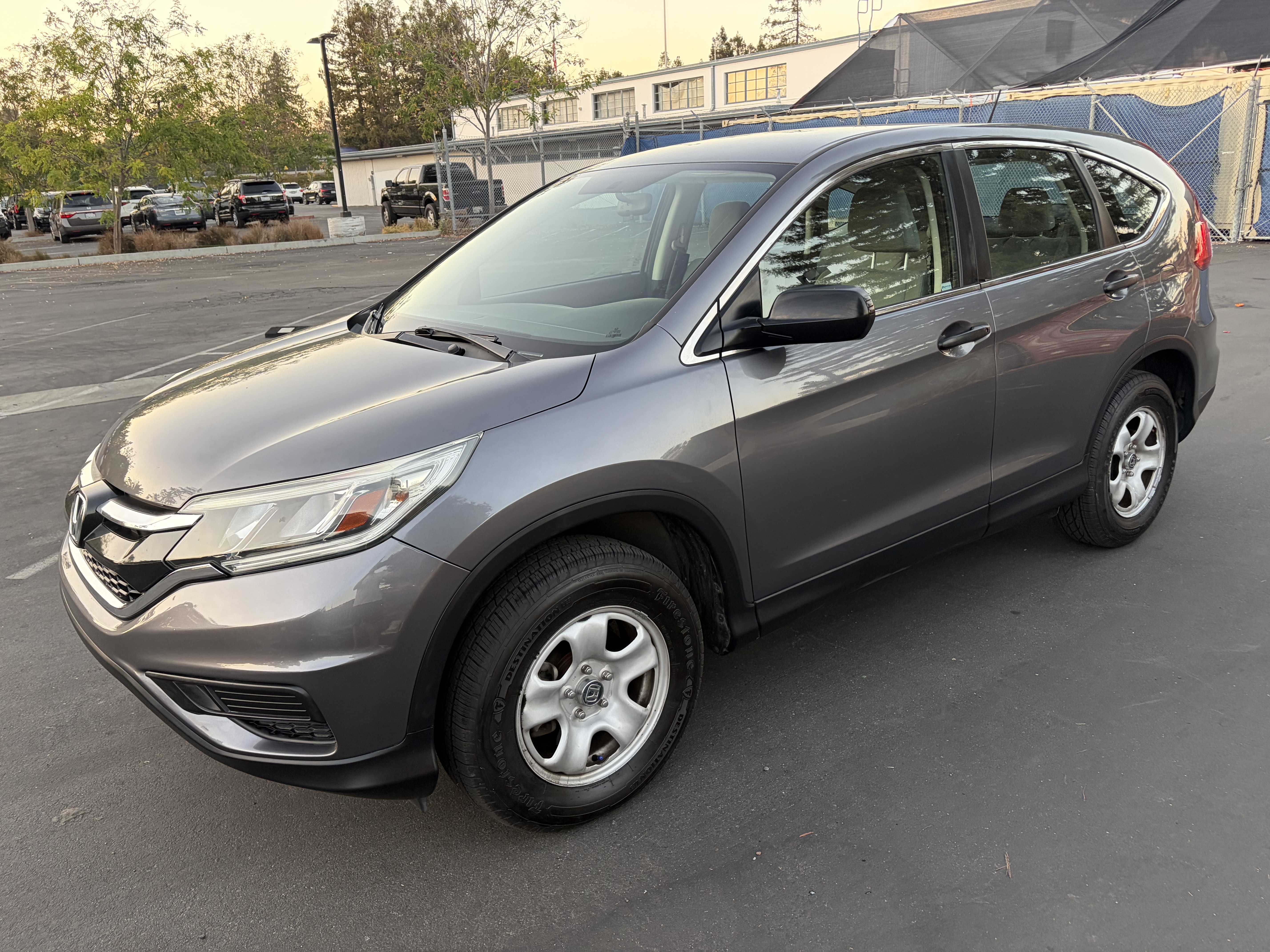 Used 2015 Honda CR-V LX image 4