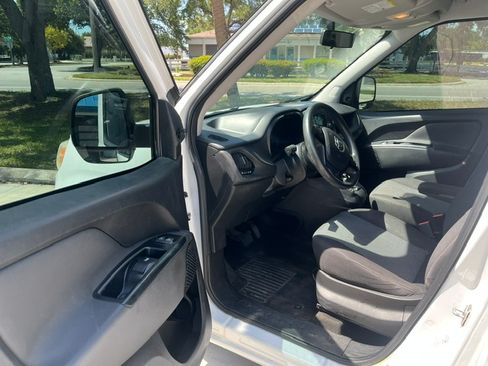 Used 2016 RAM ProMaster City Tradesman FWD image 11