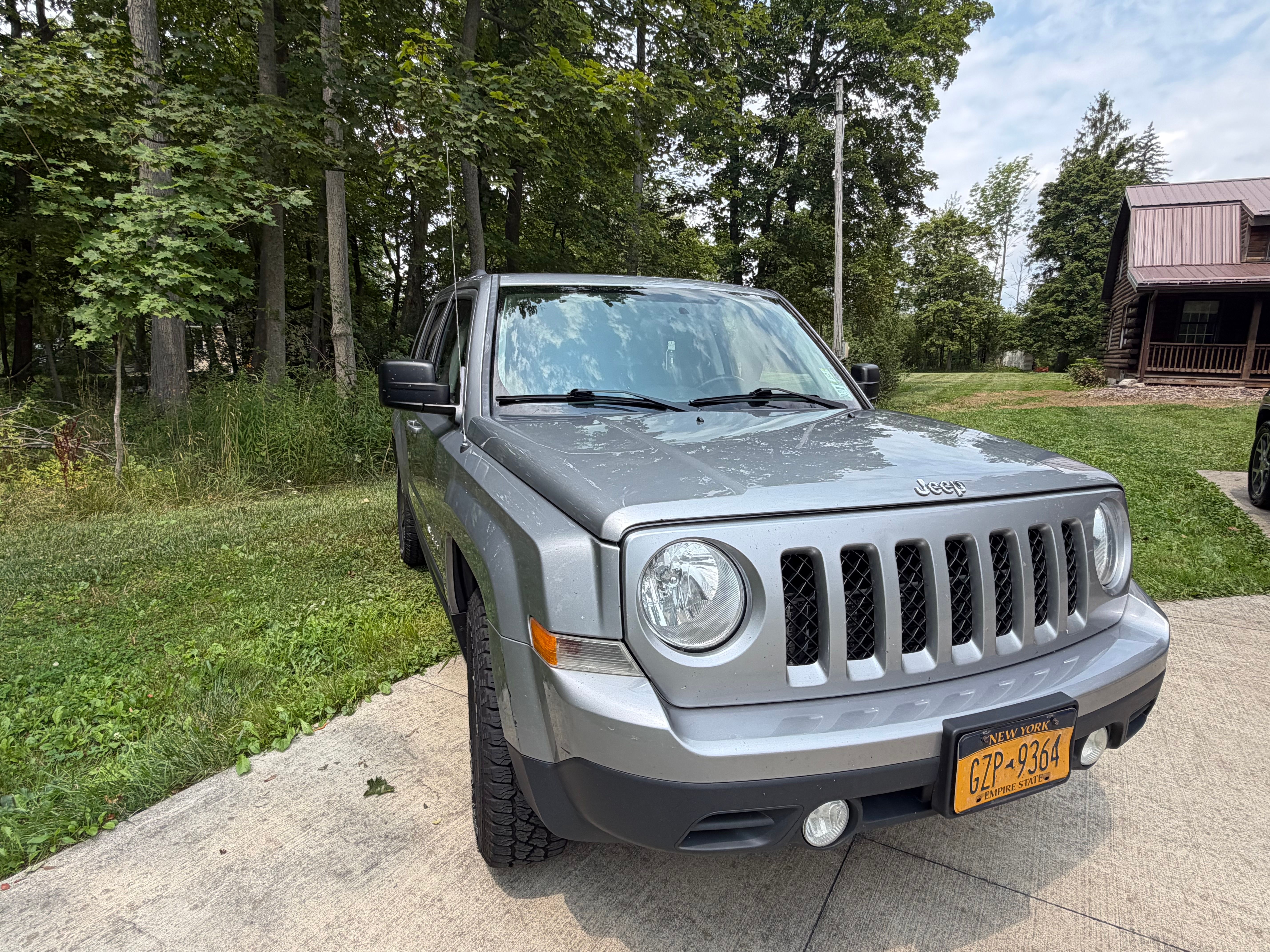 Used 2015 Jeep Patriot High Altitude AWD/4WD image 1