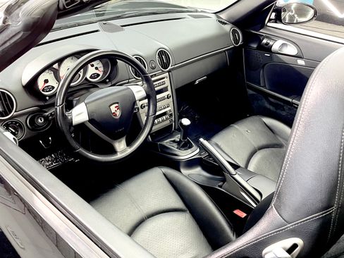 Used 2007 Porsche Boxster S image 9