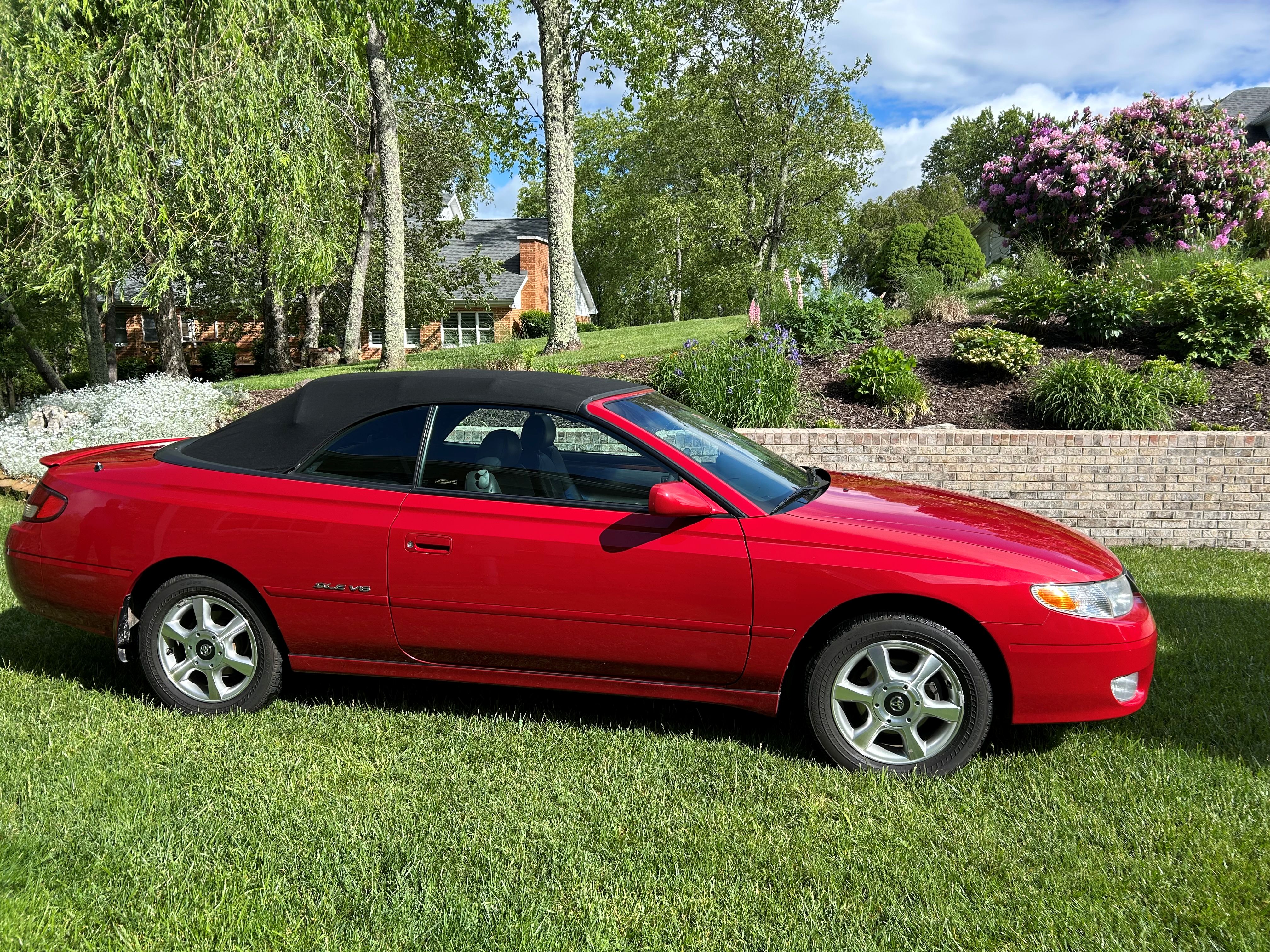 Used 2001 Toyota Solara SLE FWD image 2