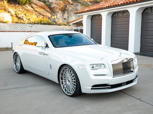Used 2017 Rolls-Royce Wraith image 5