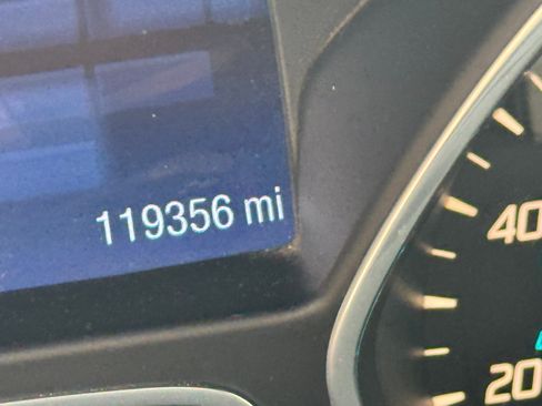 Used 2014 Ford Escape SE image 12