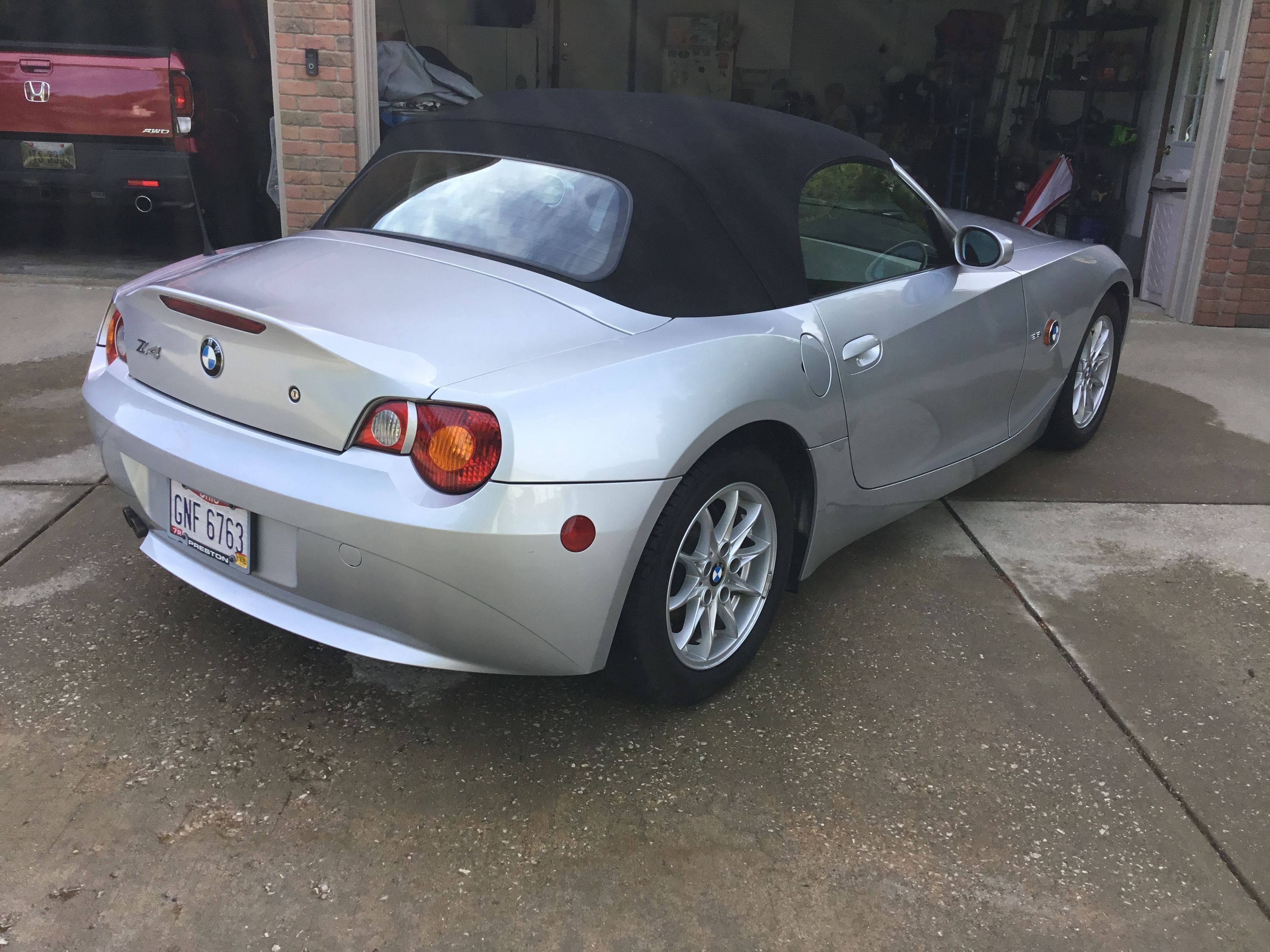 Used 2003 BMW Z4 2.5i RWD image 8