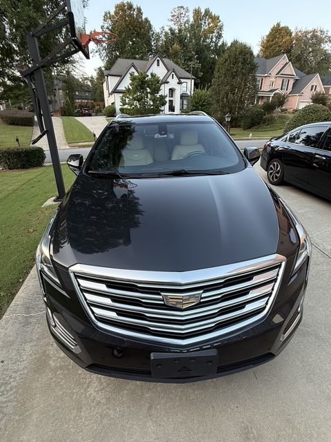 Used 2019 Cadillac XT5 FWD image 6