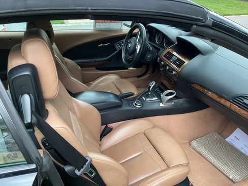 Used 2008 BMW 650i Convertible RWD image 4
