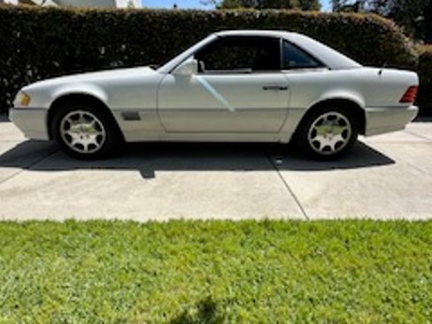Used 1995 Mercedes-Benz SL 320 image 2