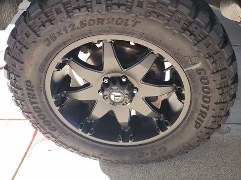 Used 2007 Chevrolet Silverado 1500 LTZ image 11