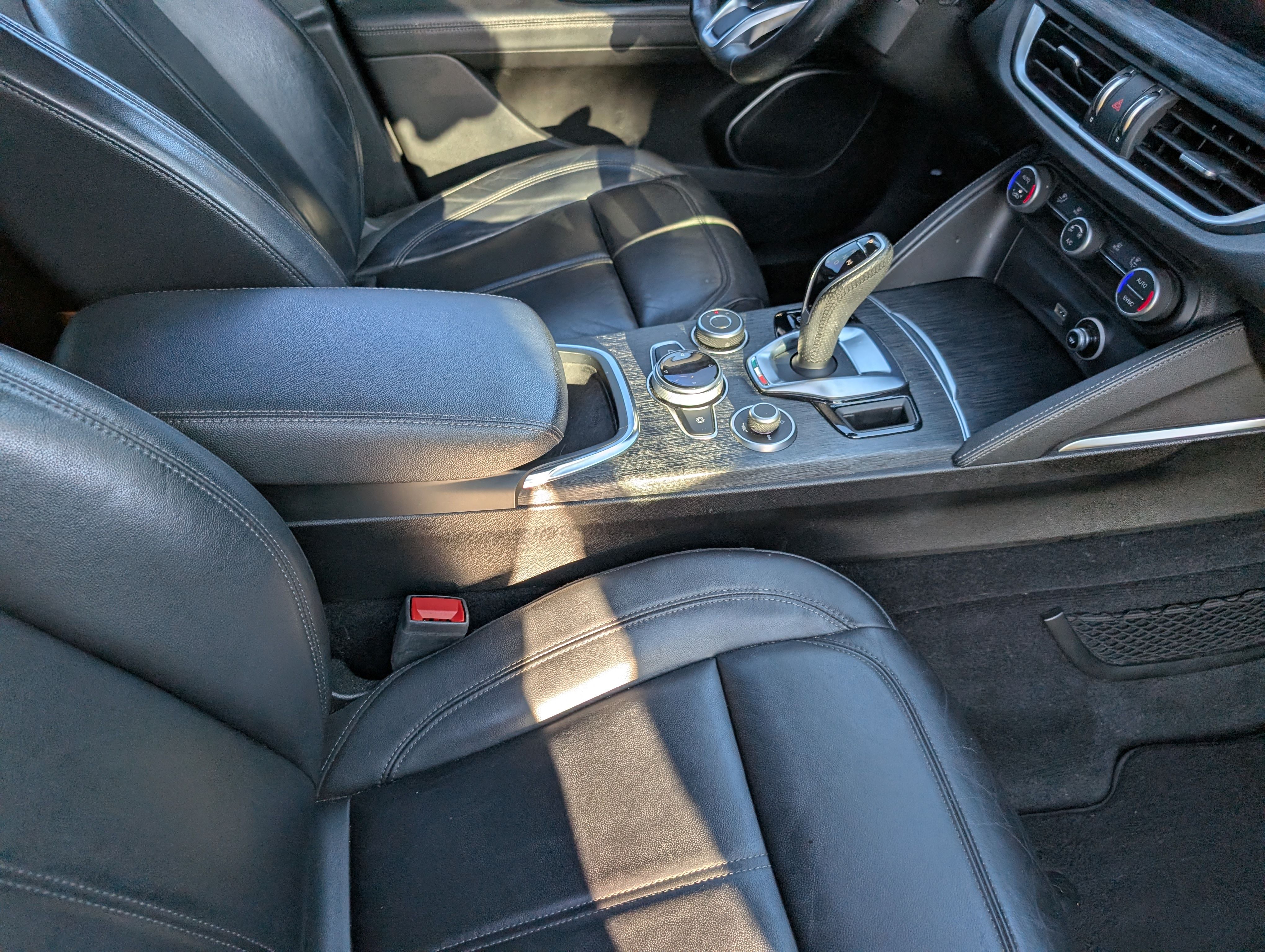 Used 2020 Alfa Romeo Stelvio Sport w/ Quick Order Package 22K Sport RWD image 22