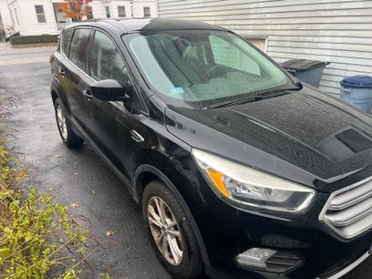 Used 2017 Ford Escape SE