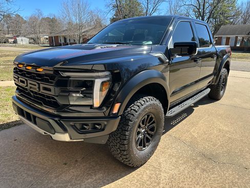 Used 2024 Ford F150 Raptor image 1