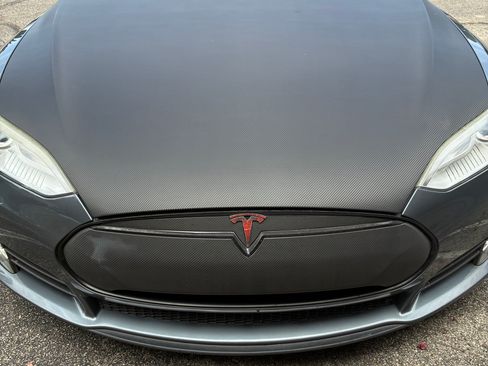 Used 2013 Tesla Model S Performance RWD image 9